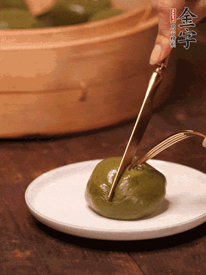 軟軟糯糯，香味可以秒殺99%的成品青團(tuán)